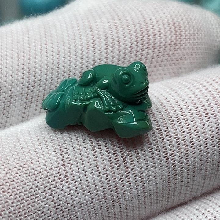 绿松石未镶嵌天然原矿 地大质检