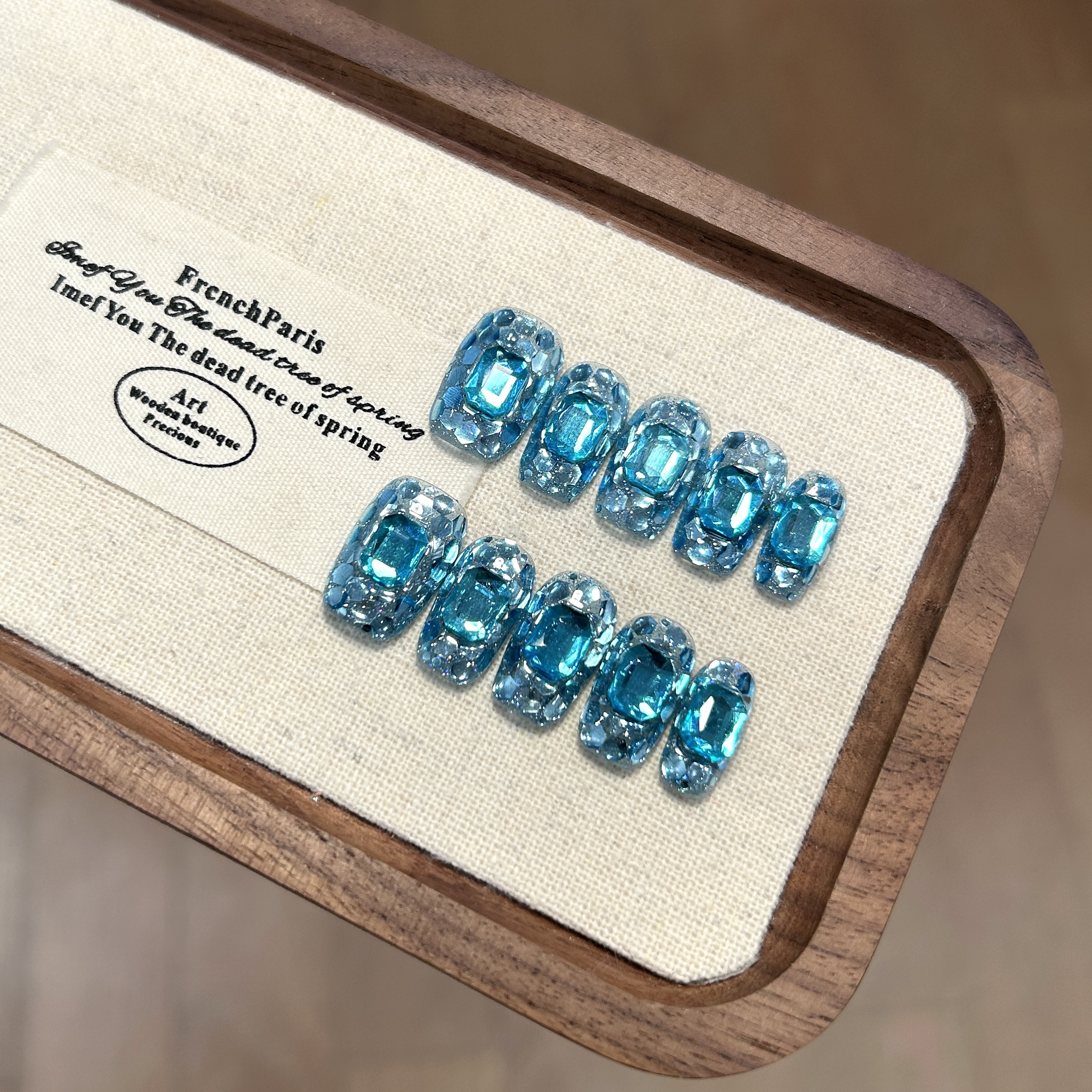 【冰冰凉凉】蓝珊手工穿戴甲蓝色冰块宝石亮片显白夏日清新ins