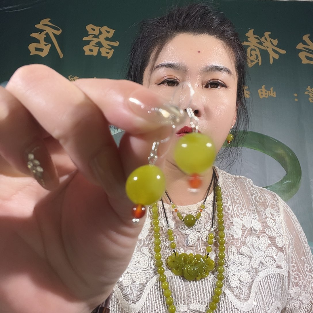 和田玉（糖玉）未镶嵌颈饰