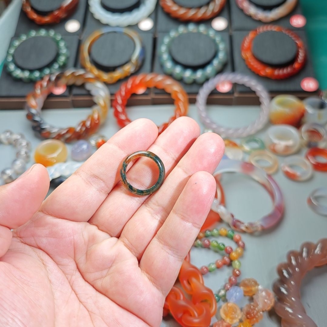 用***2玛瑙/玉髓未镶嵌戒指