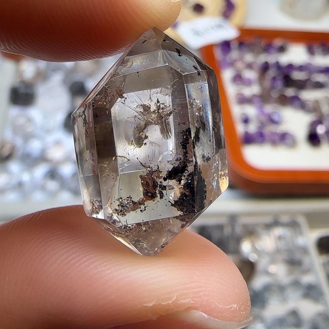 水晶未镶嵌珠宝半成品茶闪双尖随形