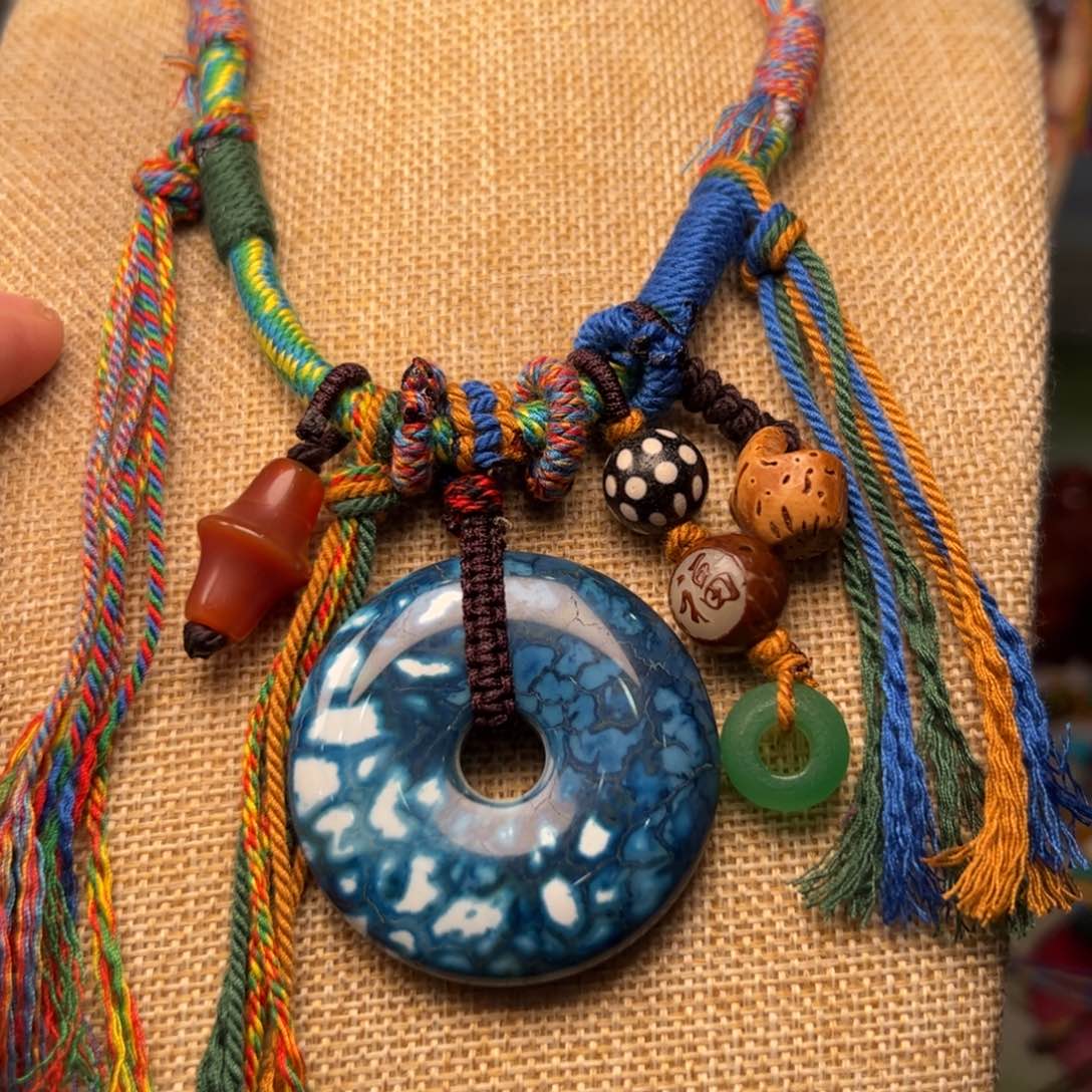 玛瑙/玉髓颈饰未镶嵌