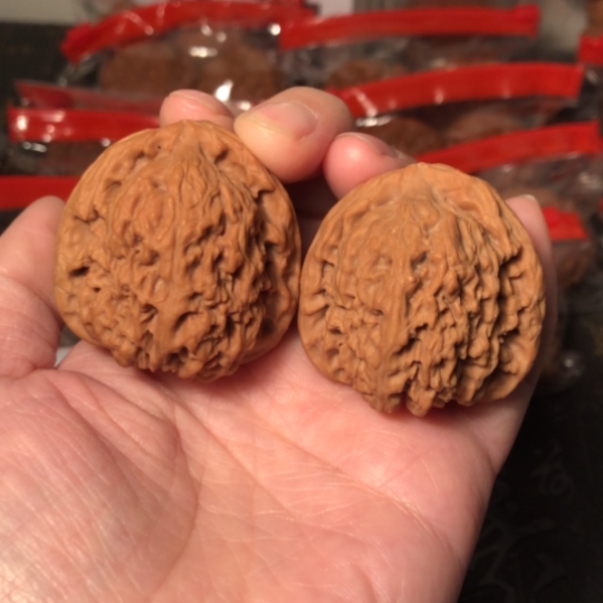 【闪购商品】文玩核桃把件南疆石40