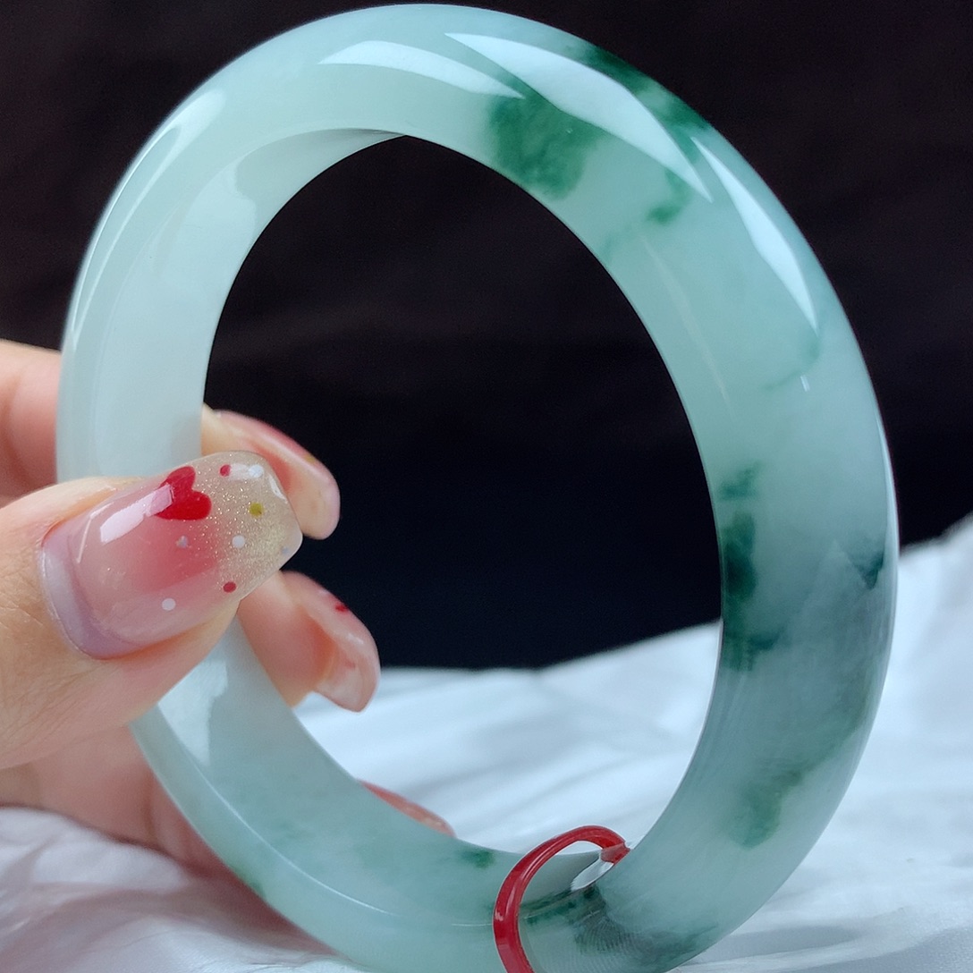 翡翠手镯未镶嵌唯*95742，