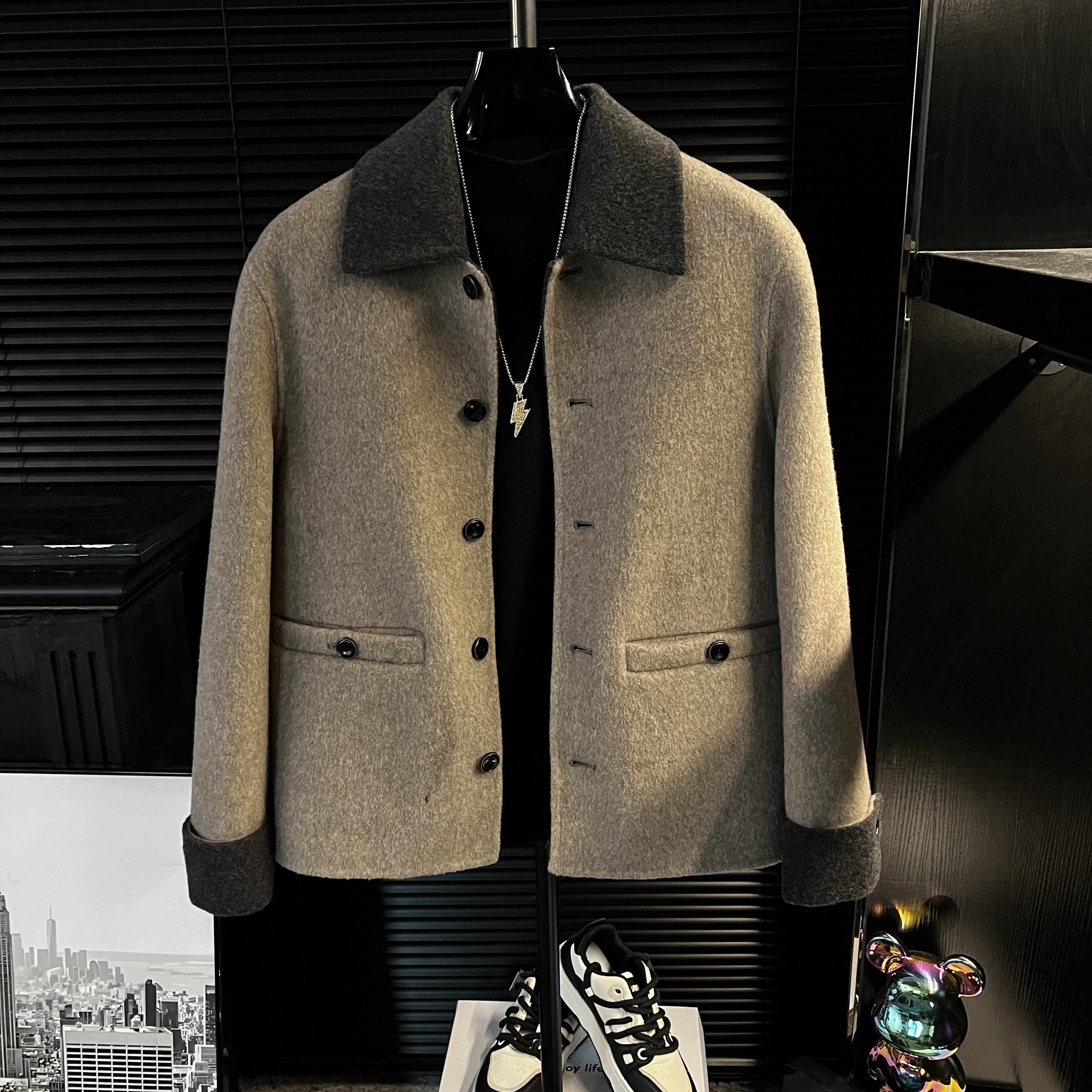 dan-2025秋冬季复古毛呢短款夹克撞色翻领休闲外套男