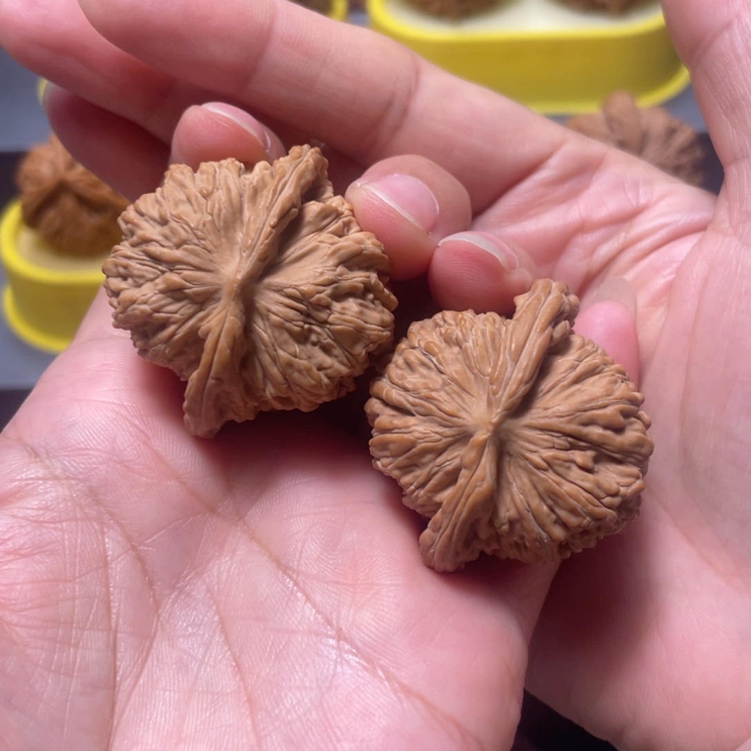 小****把件文玩核桃爆肉楼42