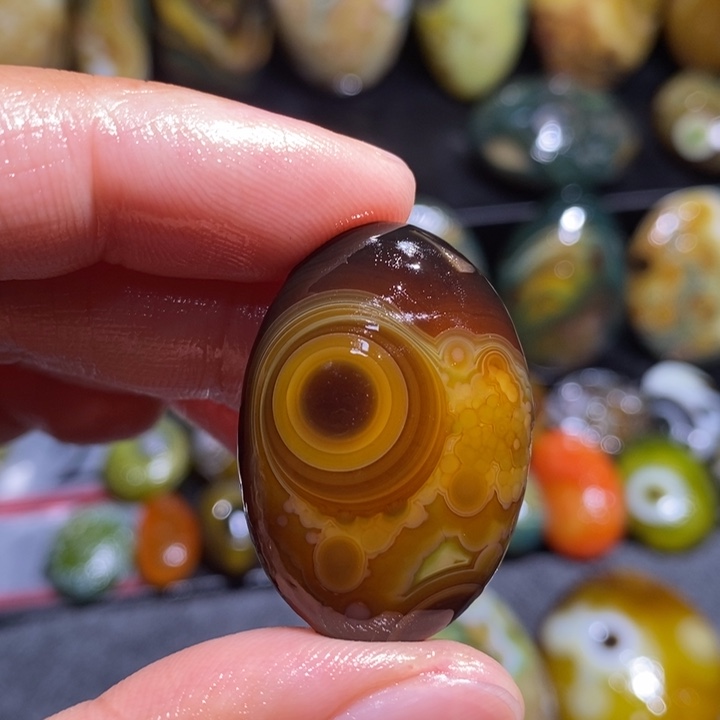 玛瑙/玉髓珠宝奇石未镶嵌