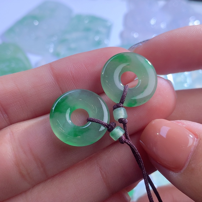 【闪购商品】翡翠颈饰未镶嵌缅甸翡翠