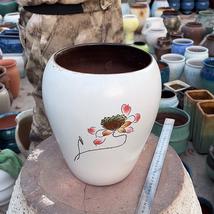 高度27厘米口19厘米