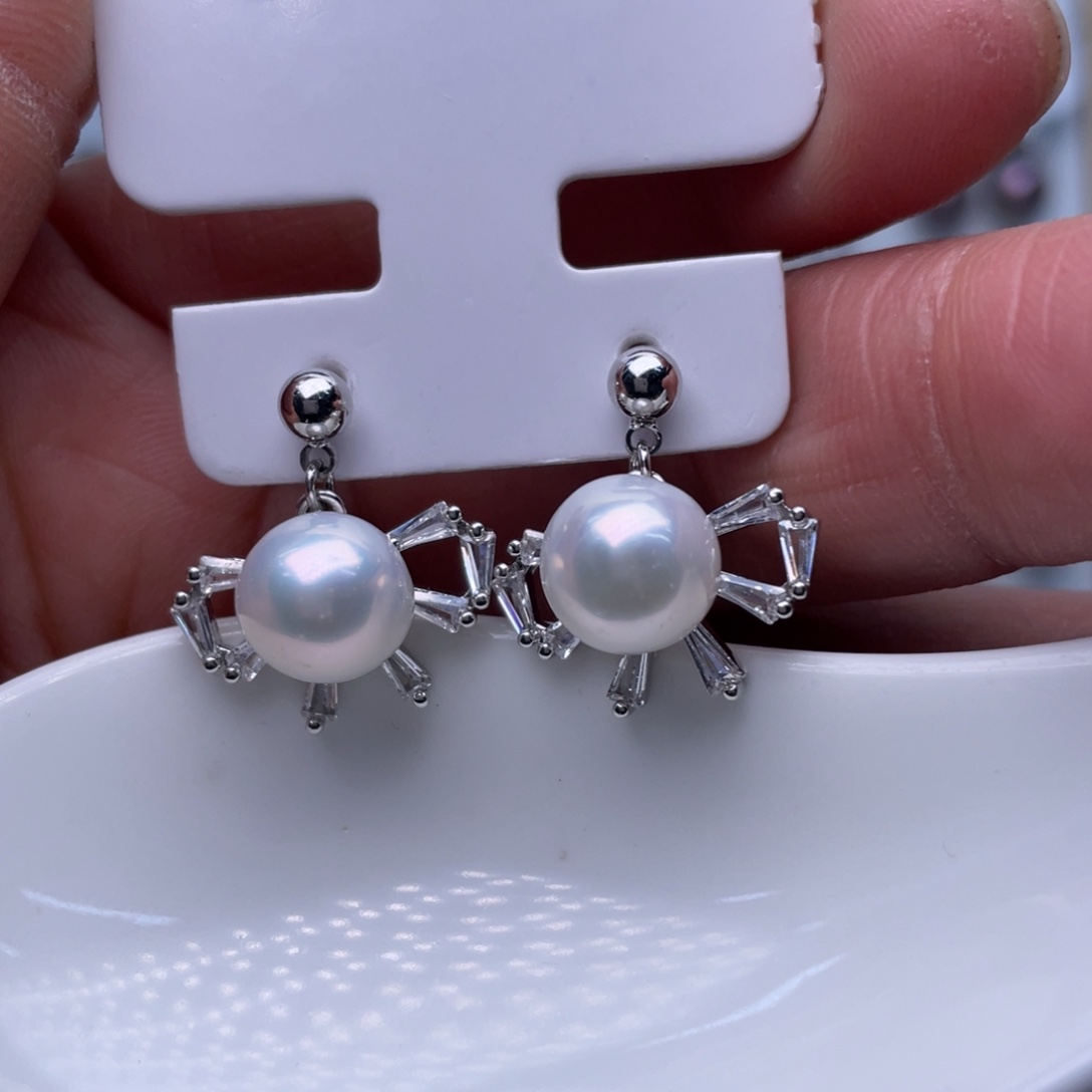 淡水珍珠耳饰未镶嵌