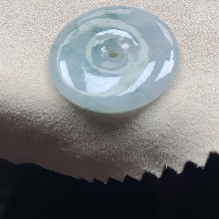 翡翠颈饰未镶嵌吊坠