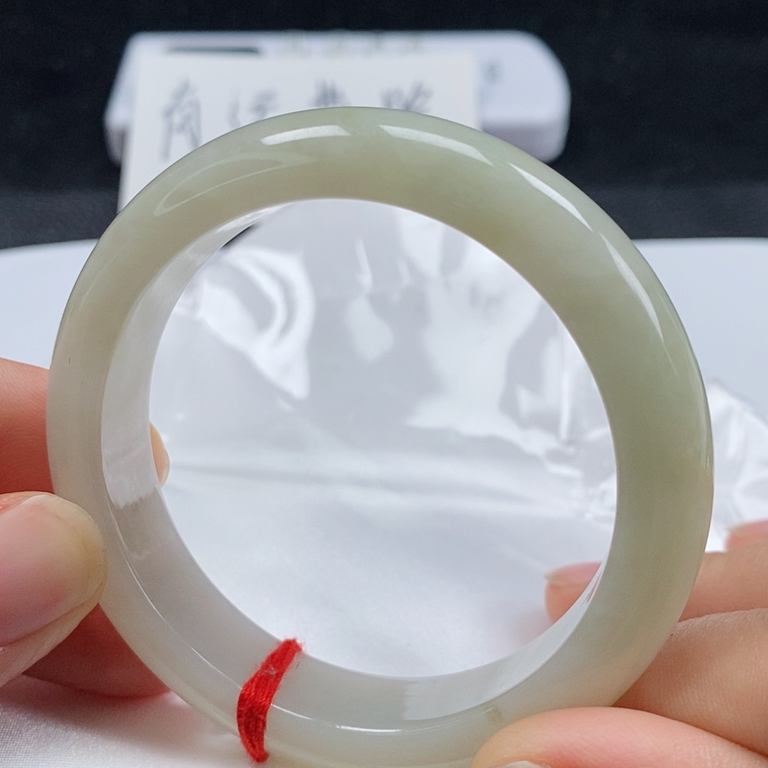 【闪购商品】翡翠手镯未镶嵌500号