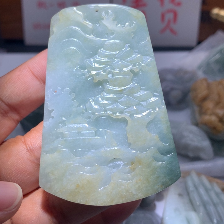 翡翠未镶嵌颈饰保真天然A货翡翠