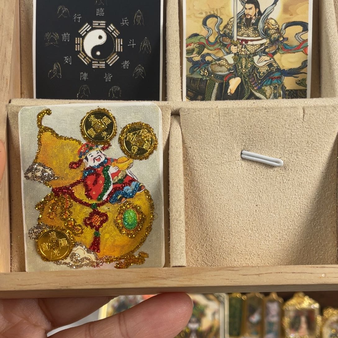 无***闻吊坠卡心卡心卡心