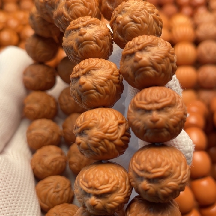 猴头核桃吊坠大*糊斗战胜佛