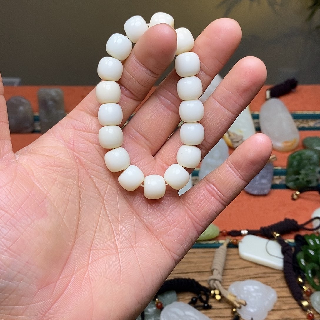 和田玉珠宝半成品未镶嵌