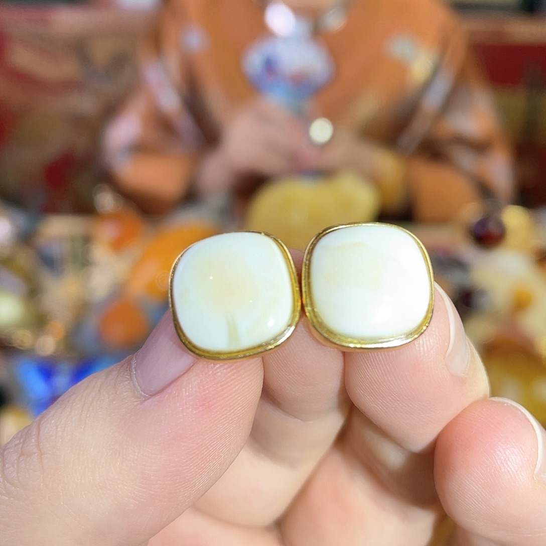 未镶嵌蜜蜡耳钉耳饰