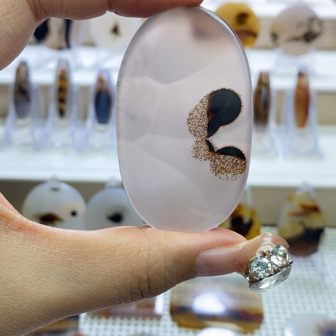 玛瑙/玉髓未镶嵌吊坠(不含链)