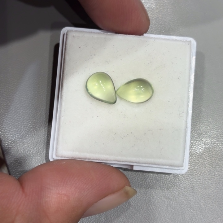 摸***佬葡萄石未镶嵌裸石裸石4.8克拉