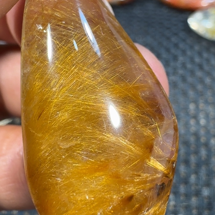 未镶嵌颈饰水晶北**姐