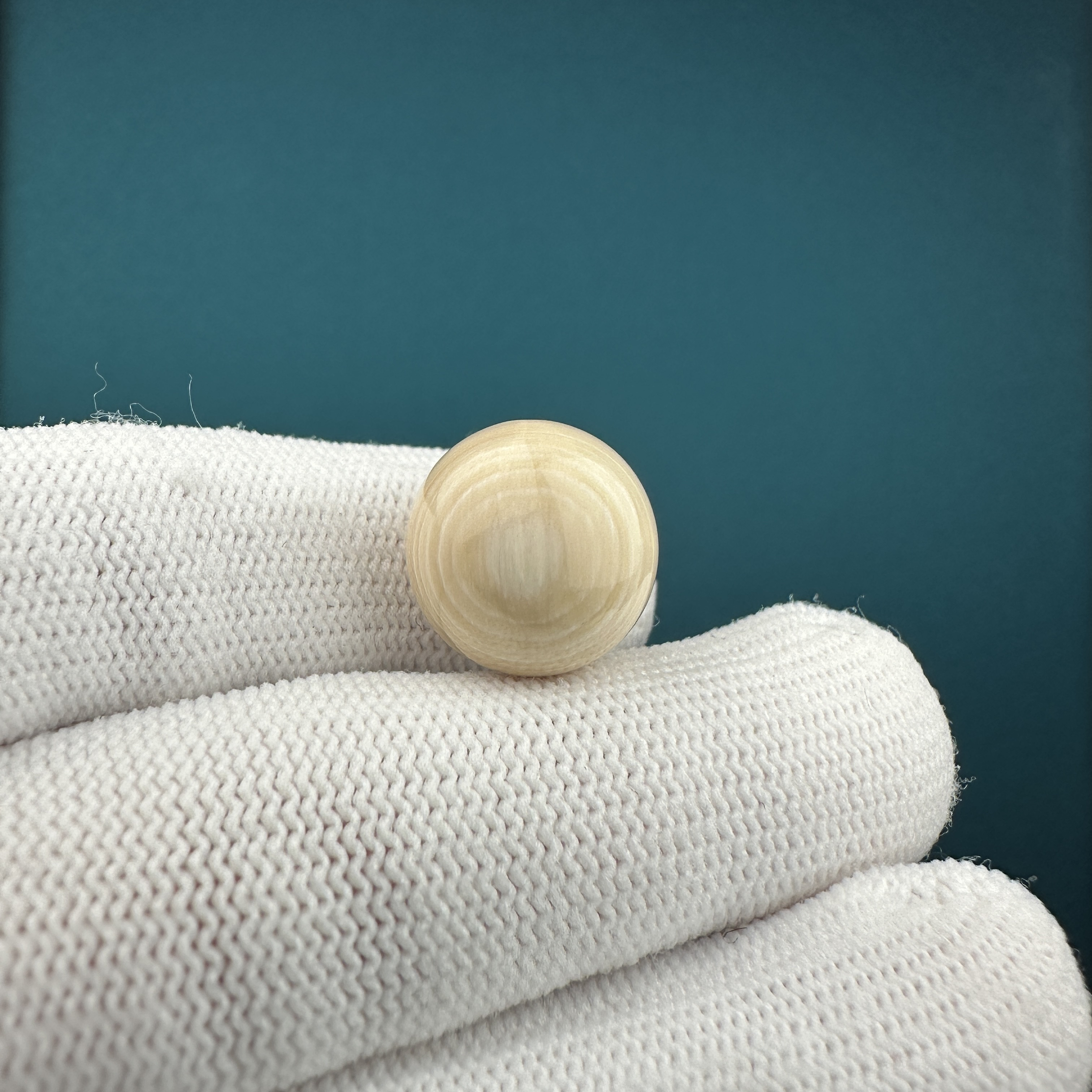 G3191天然猛犸牙圆珠14mm一物一图 假一罚十