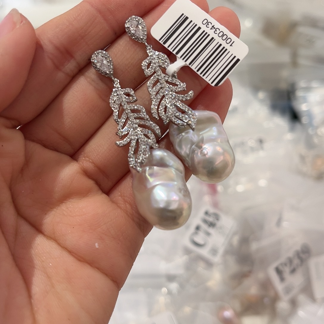 淡水珍珠耳饰合金