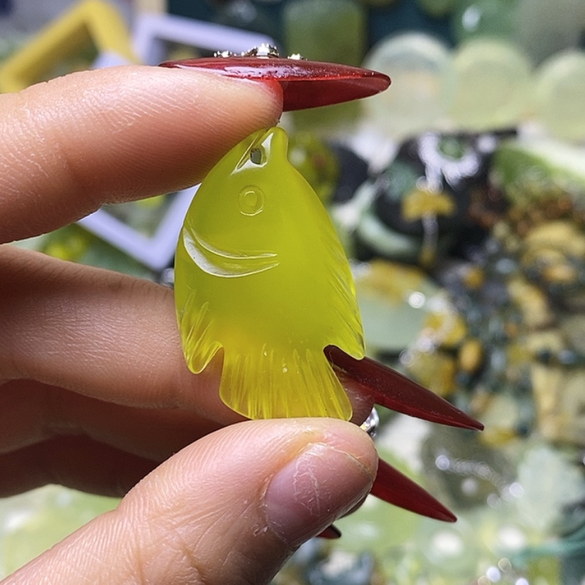 【闪购商品】蛇纹石玉颈饰未镶嵌