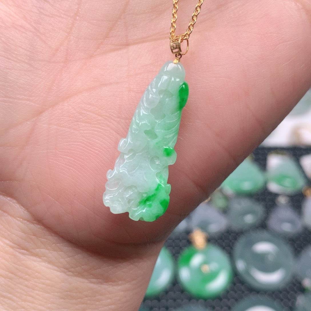 【闪购商品】翡翠吊坠(不含链)18K金镶嵌