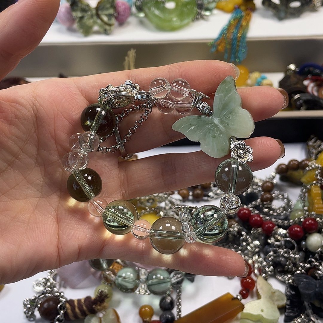 蛇纹石玉合金颈饰