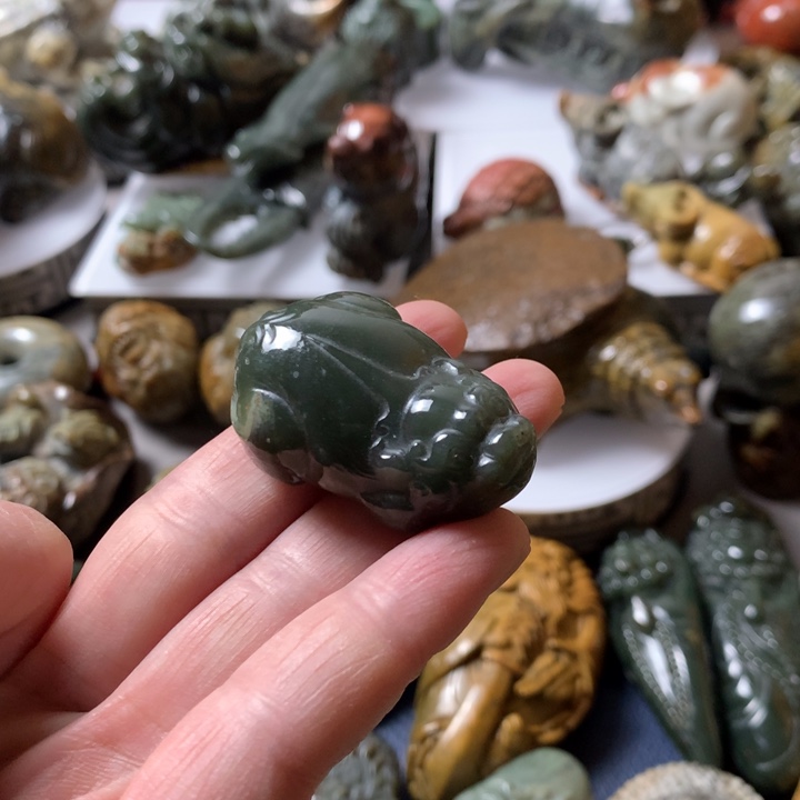 透闪石质玉手链未镶嵌