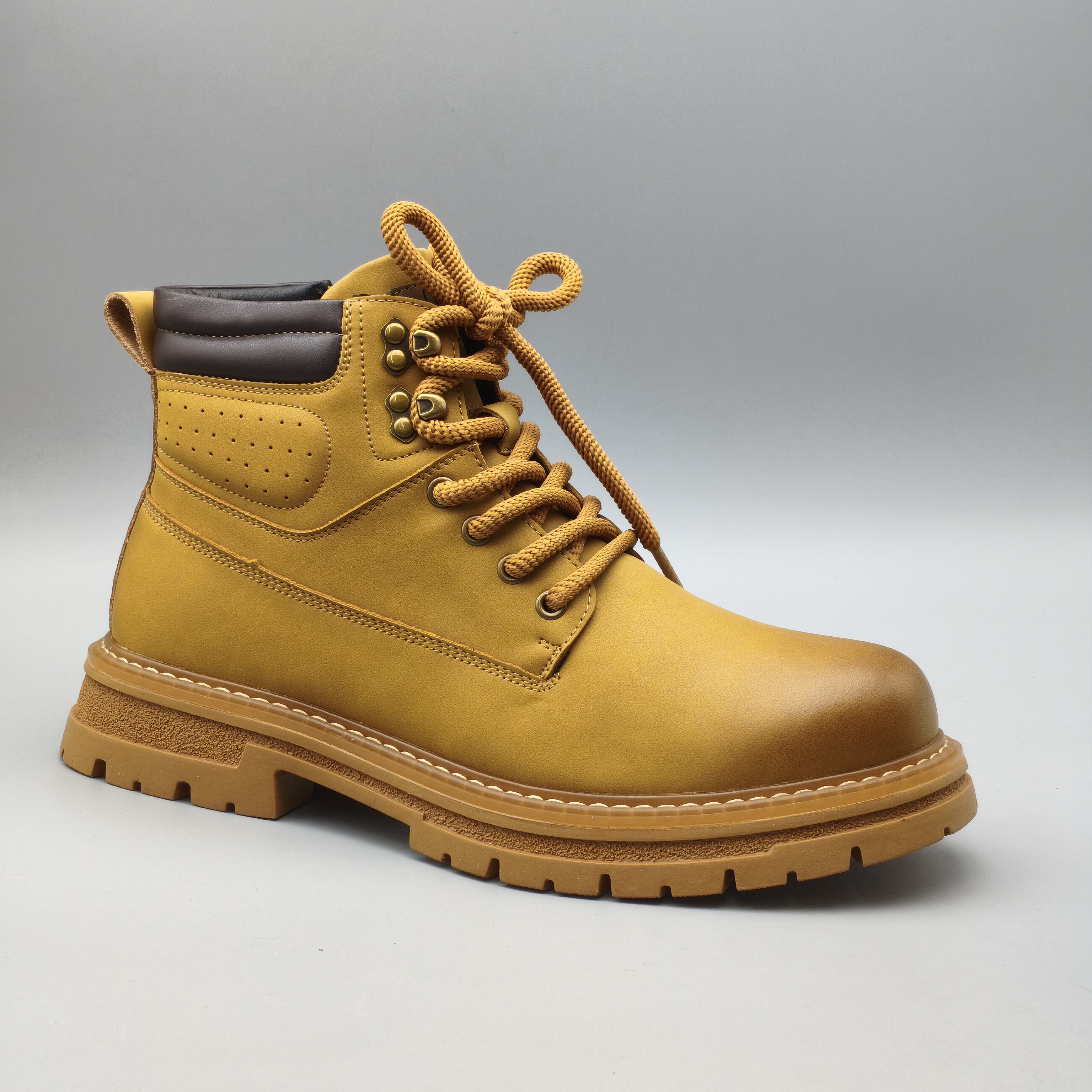 （孤品微瑕介意勿拍）新款轻质厚底系带男士皮鞋休闲鞋 606