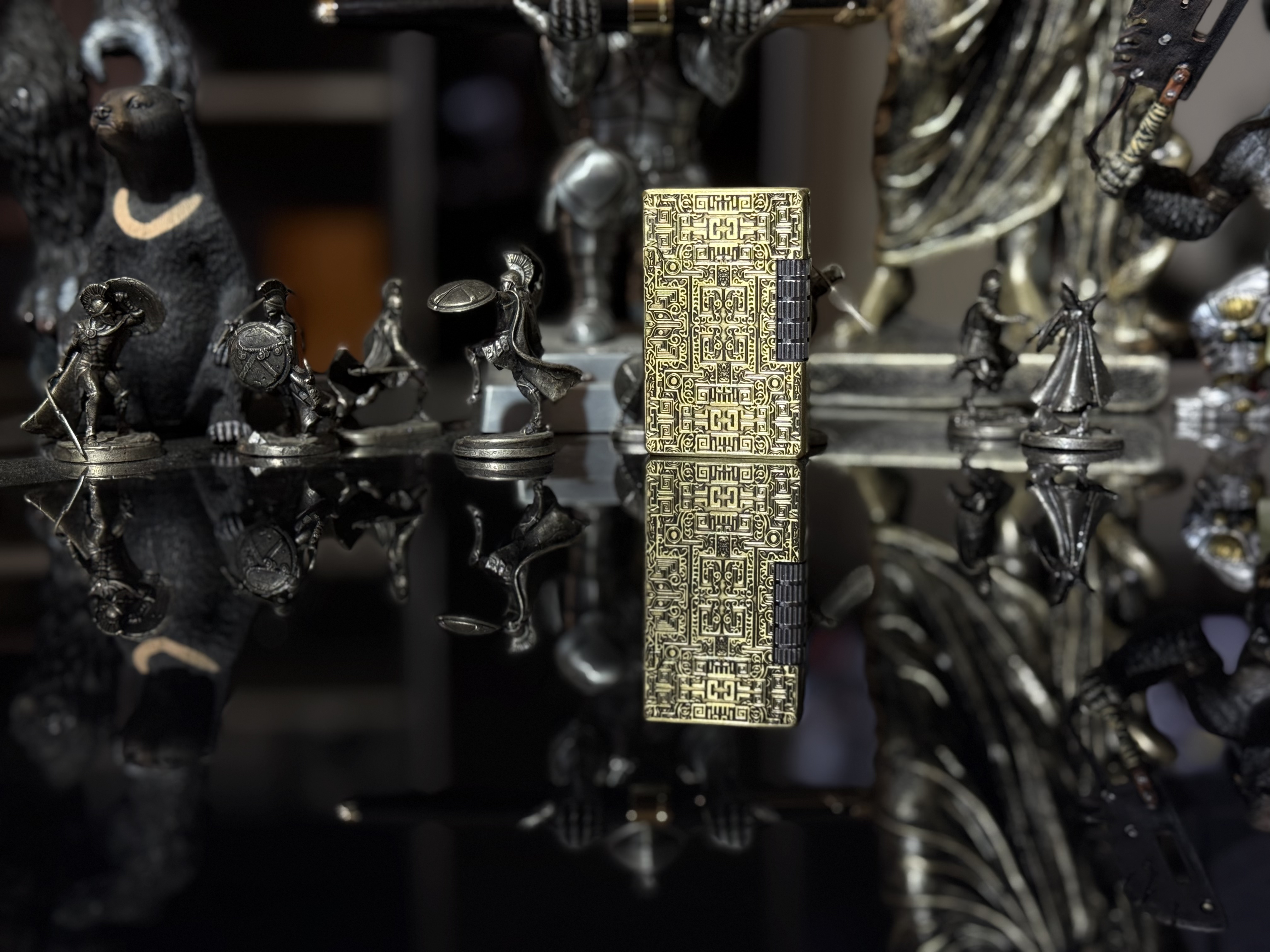 青铜侧滑唐纹充气打火机