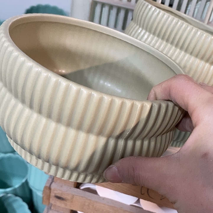 陶摆件陶盆有孔 瑕疵介意勿拍