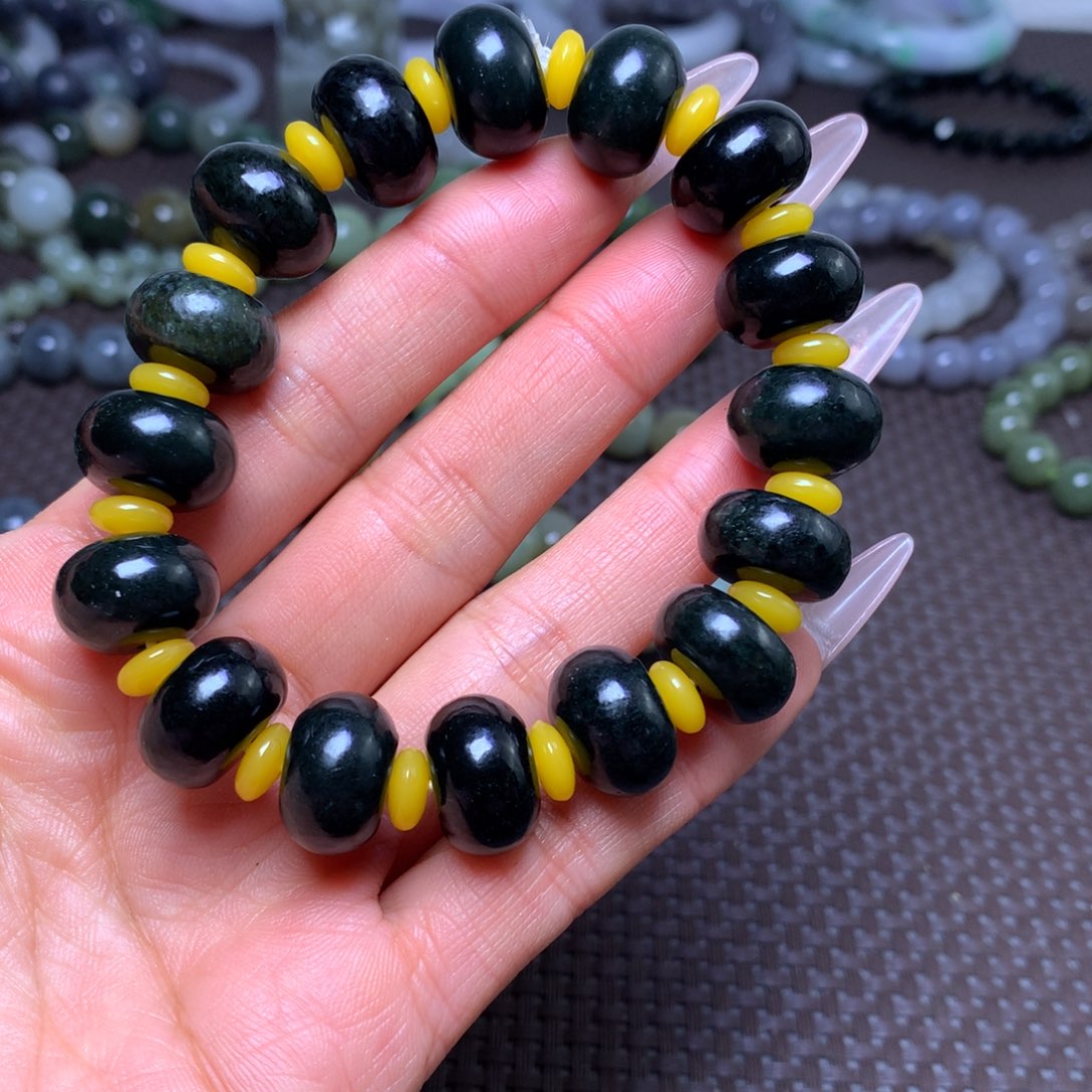 未镶嵌手串和田玉卡15.6