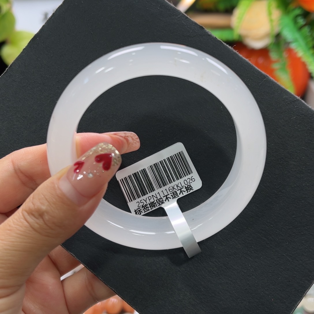 石英质玉手镯未镶嵌➕周周58