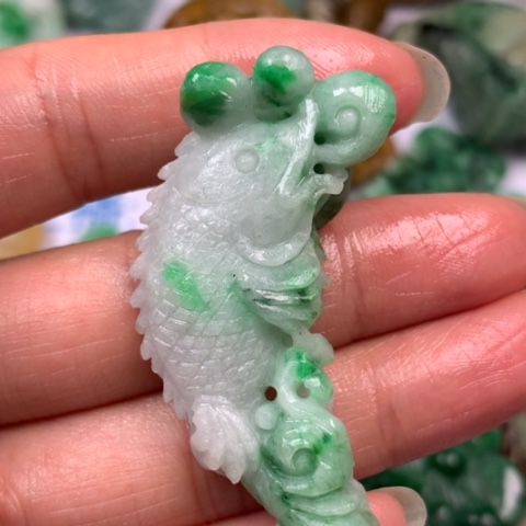 定制翡翠未镶嵌翡翠