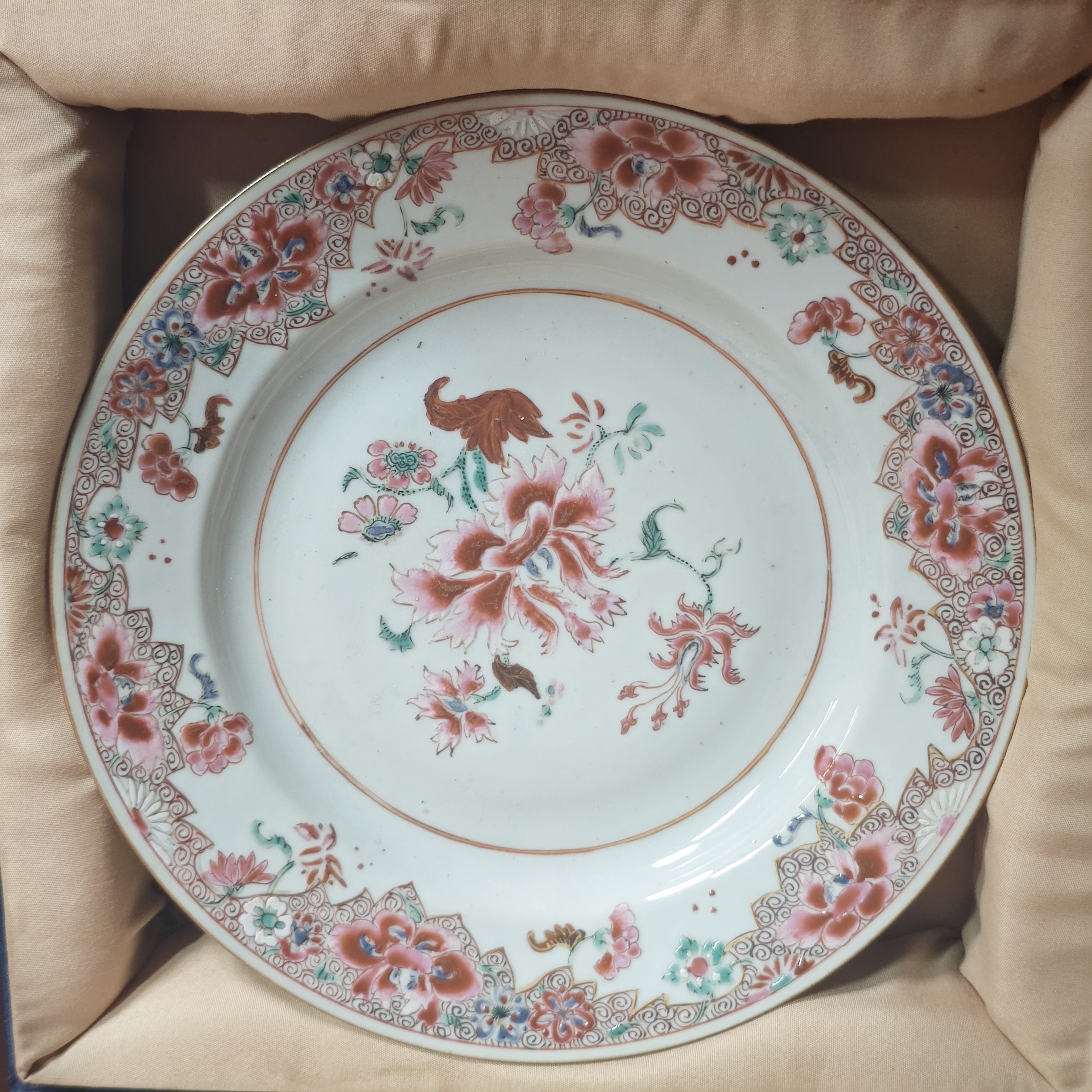 清 雍正 粉彩花卉赏盘古陶瓷W-11319