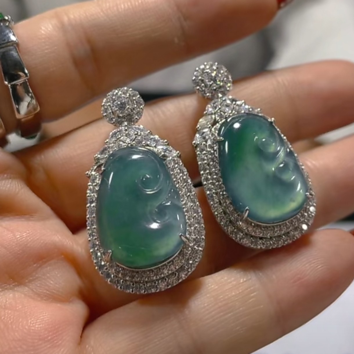 天然A货翡翠假一罚四（多样性发货拍一件发件）