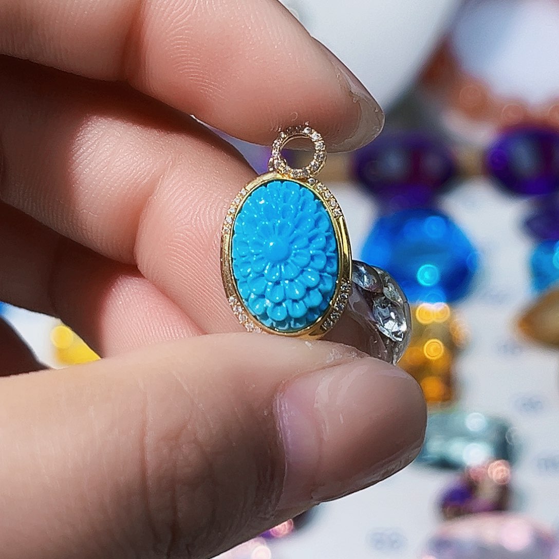 绿松石颈饰18K金镶嵌天然