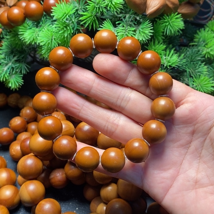 手串橄榄核1.45福利光珠