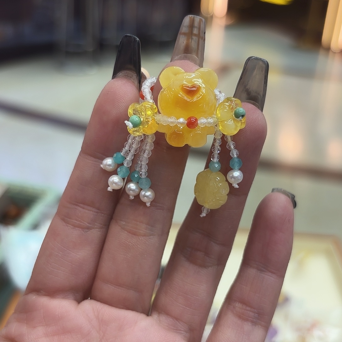 琥珀手镯未镶嵌L****陈琥珀