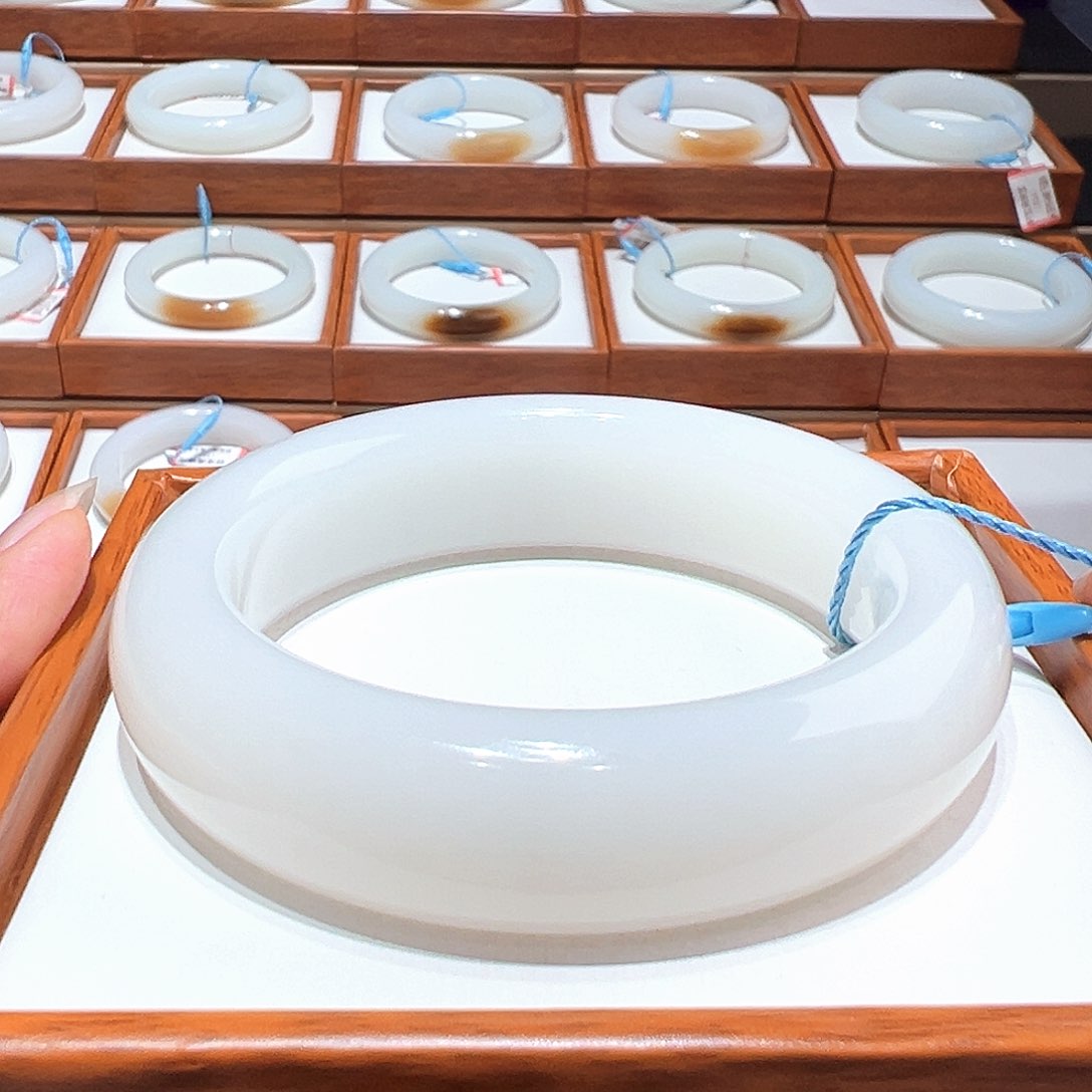 和田玉手镯57/58未镶嵌