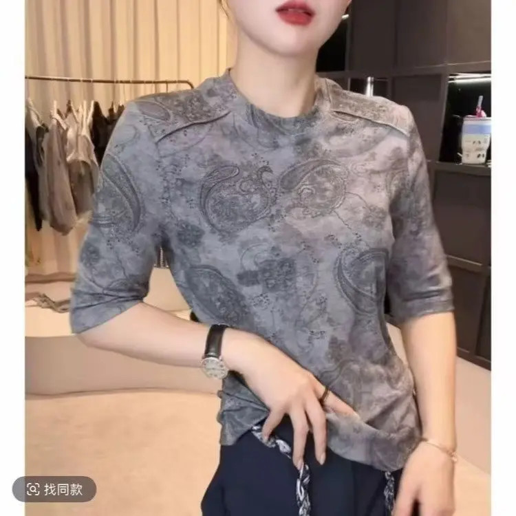 高级感设计早秋款圆领设计感时尚百搭中袖显瘦上衣款女