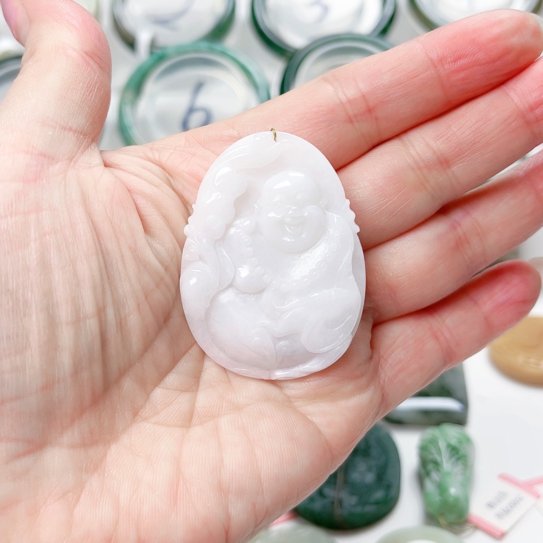 独山玉颈饰未镶嵌