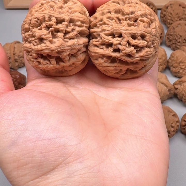 文玩核桃把件46大粗筋