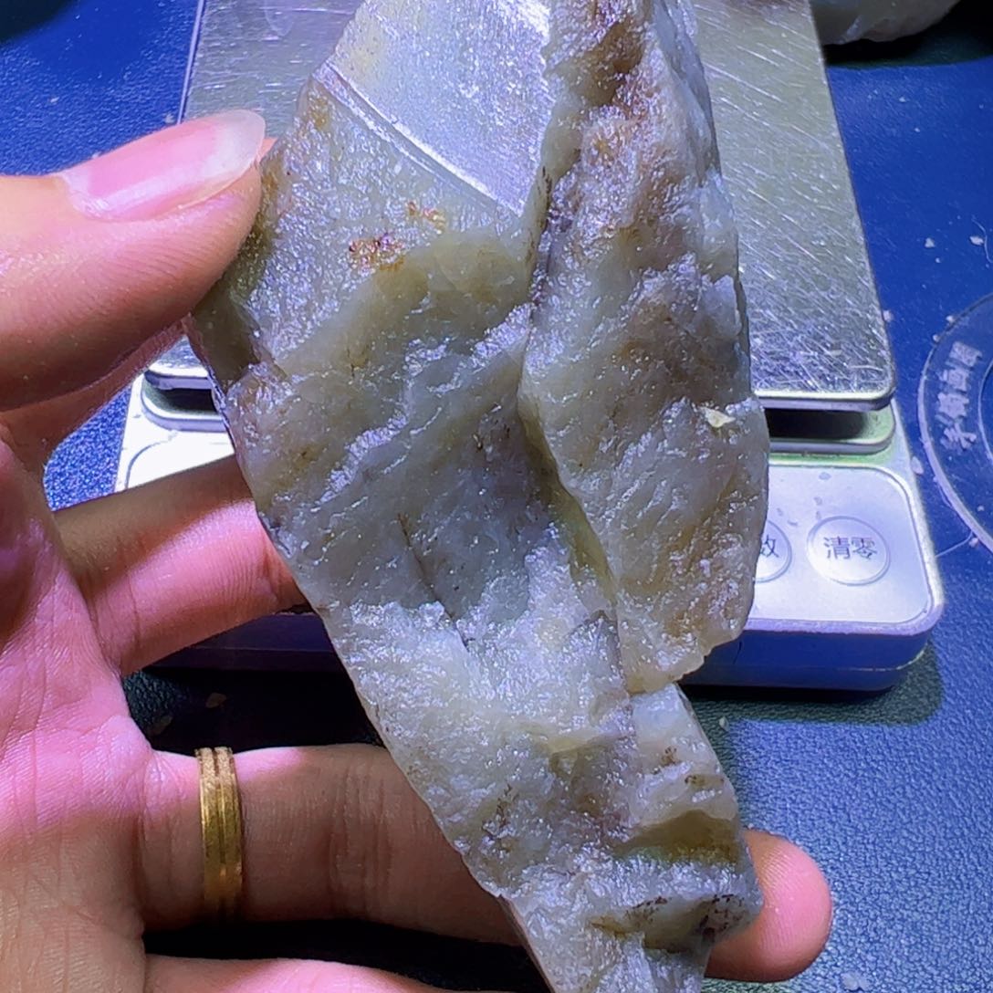 未镶嵌和田玉（糖玉）珠宝半成品