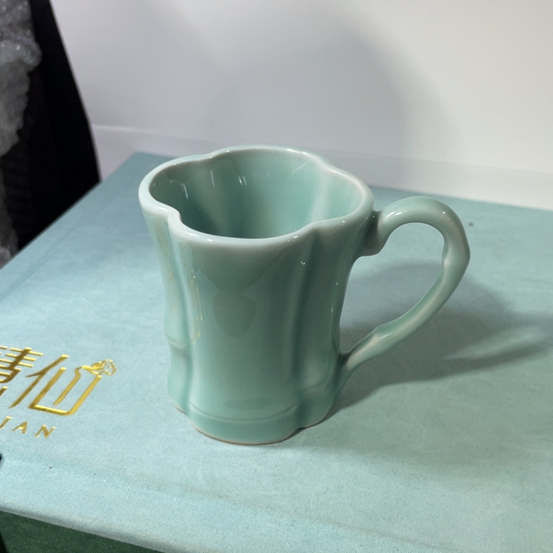 青瓷青瓷 青瓷青瓷