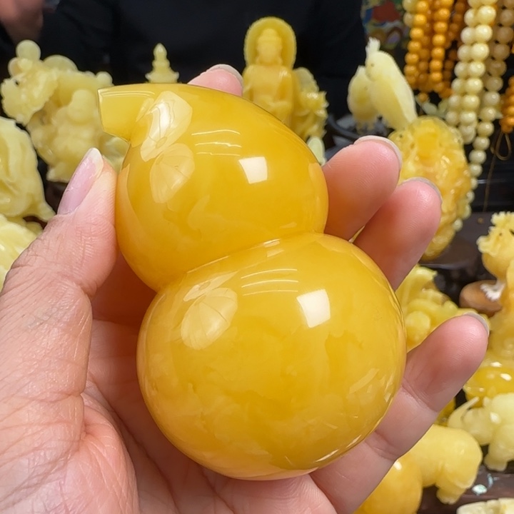 蜜蜡珠宝奇石未镶嵌