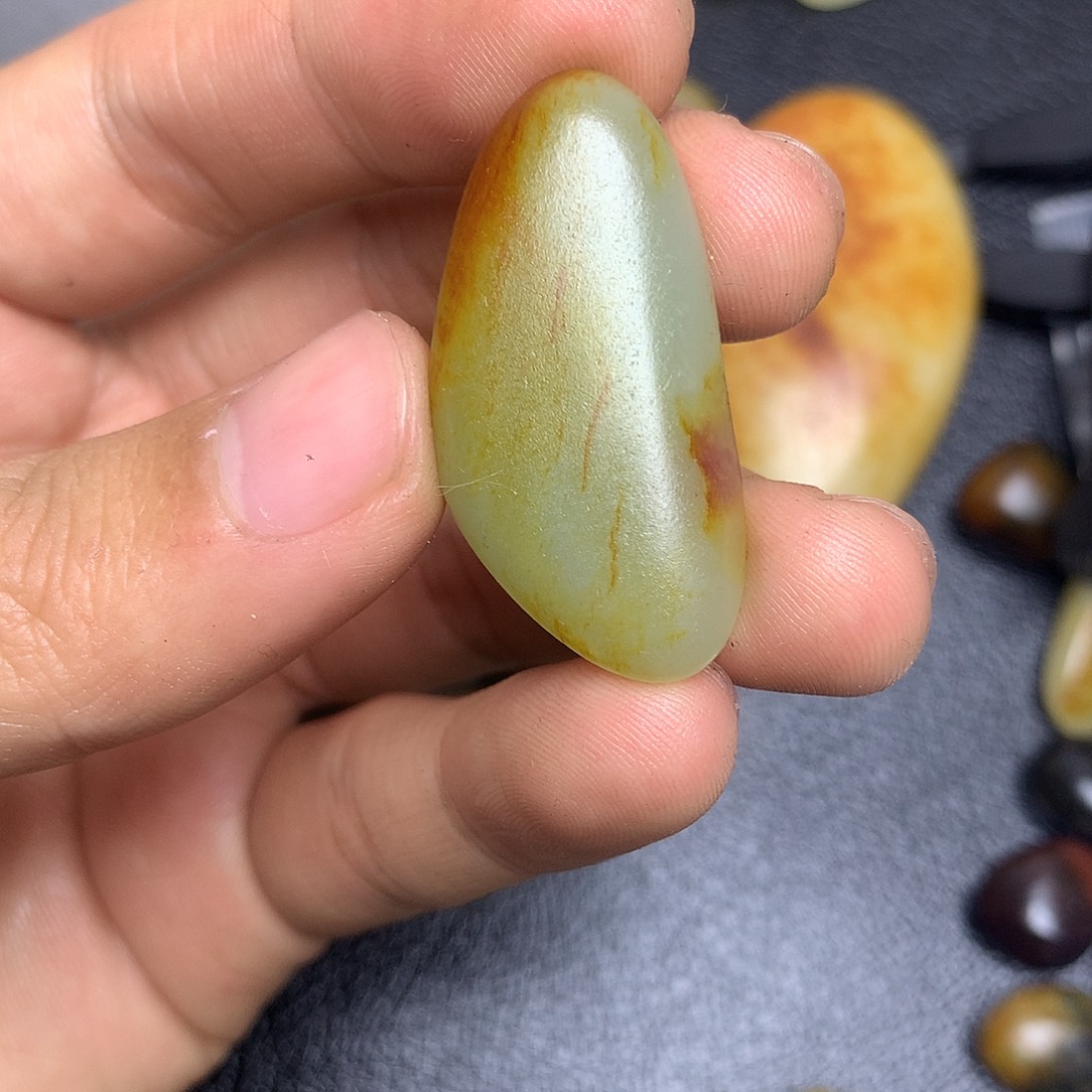 和田玉未镶嵌摆件