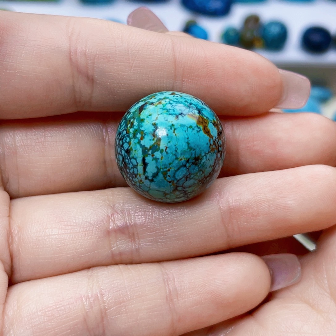 绿松石未镶嵌饰品